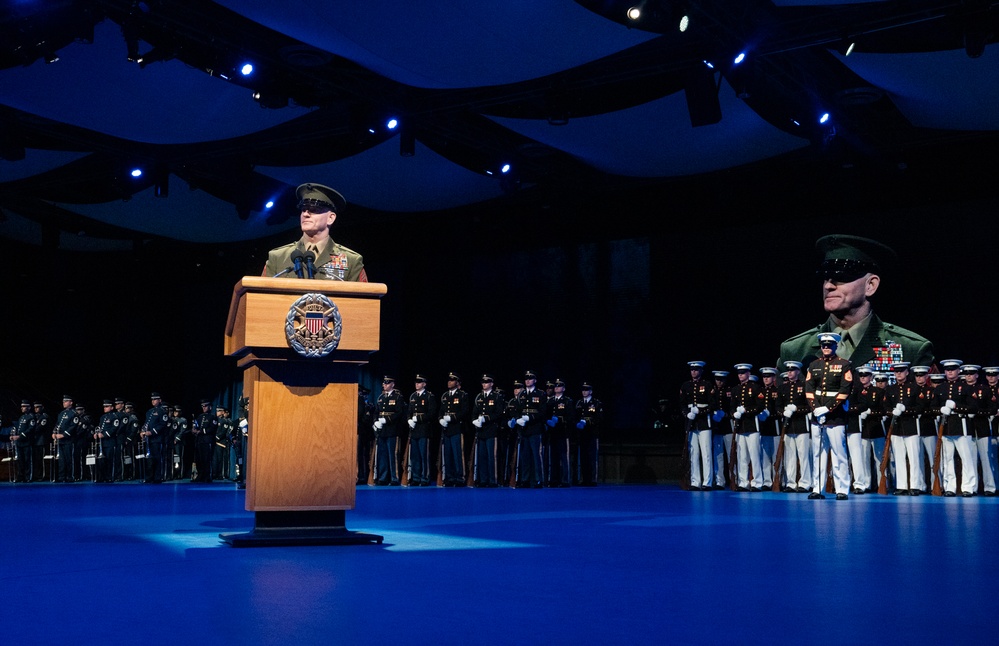 U.S. Senior Enlisted Advisor to the Chairman (SEAC) Ramon “CZ” Colon-Lopez transfers responsibility of his position to the incoming SEAC Troy Black