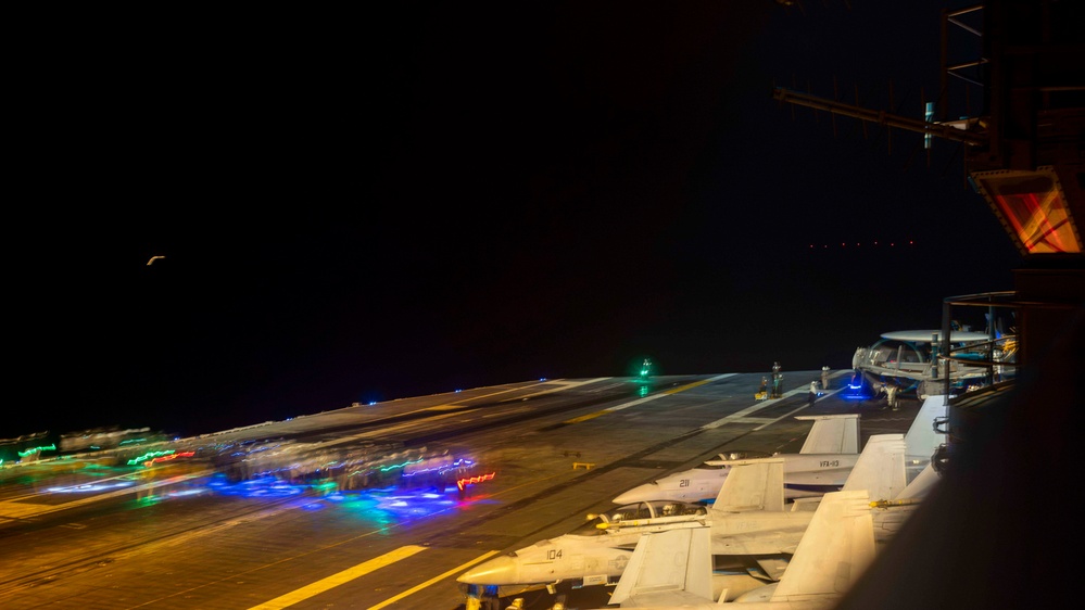 USS Carl Vinson (CVN 70) Conducts Routine Flight Operations in the South China Sea