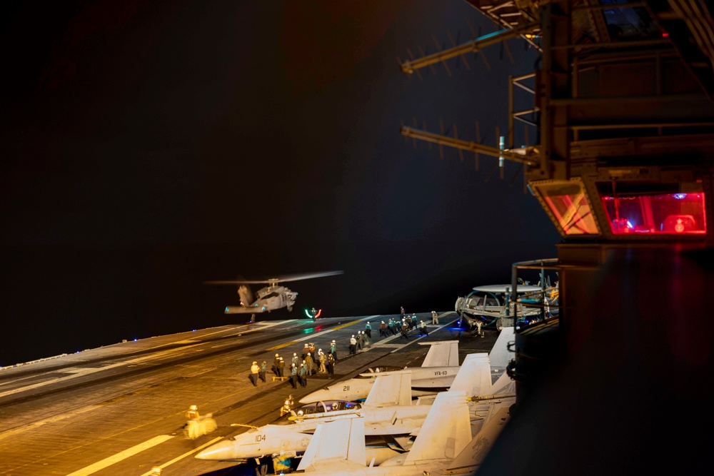 USS Carl Vinson (CVN 70) Conducts Routine Flight Operations in the South China Sea