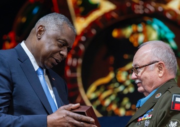 SD Hosts Medal of Honor Hall of Heroes Induction Ceremony
