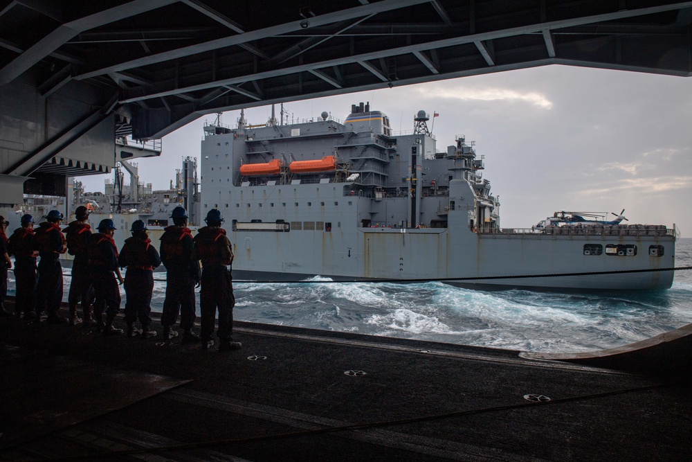 USS Carl Vinson (CVN 70) Conducts Routine Operations in the South China Sea