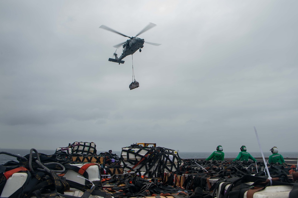 USS Carl Vinson (CVN 70) Conducts Routine Operations in the South China Sea