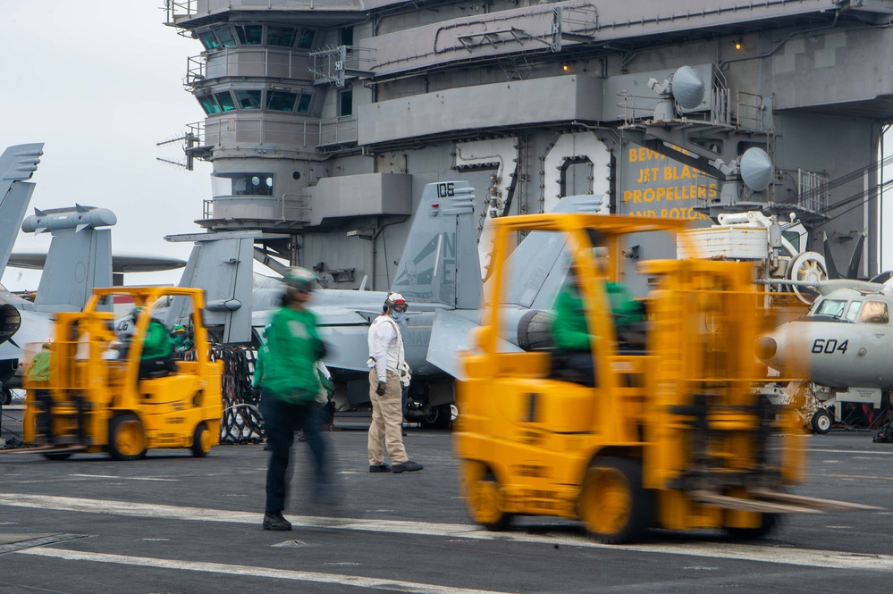 USS Carl Vinson (CVN 70) Conducts Routine Operations in the South China Sea