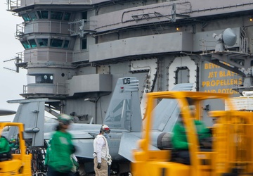 USS Carl Vinson (CVN 70) Conducts Routine Operations in the South China Sea