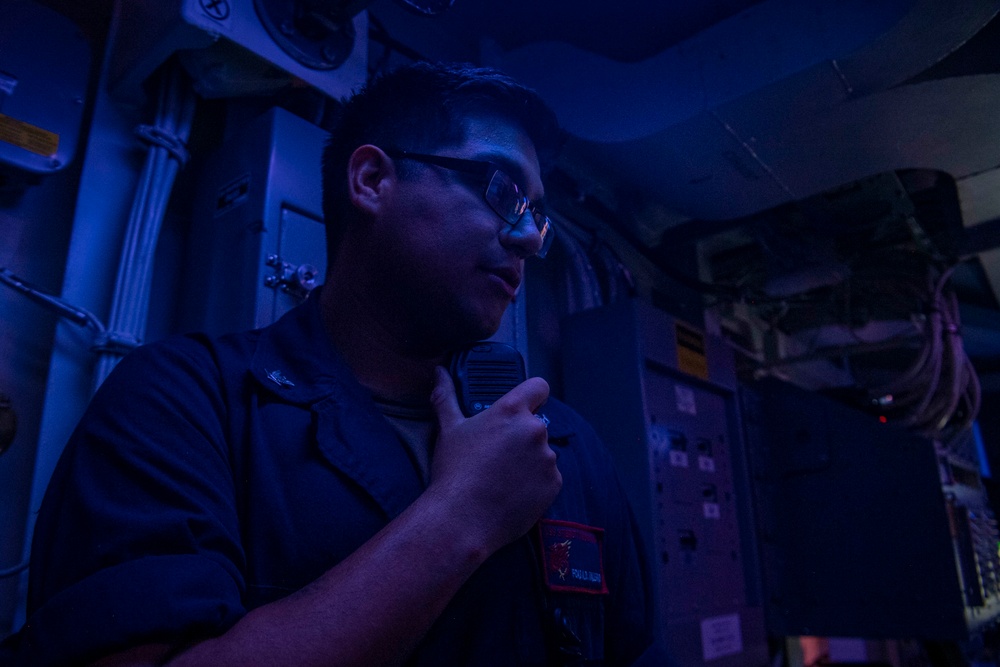 USS Sterett conducts routine operations as part of the Carl Vinson Carrier Strike Group