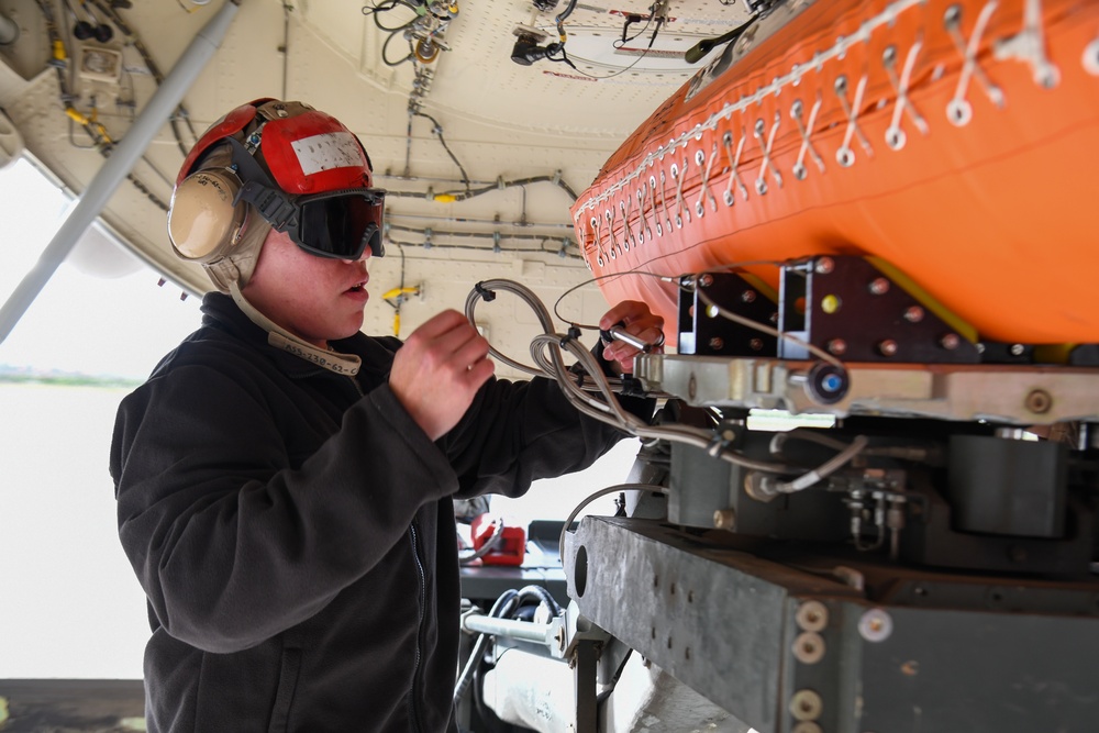 VP-26 Conducts Mission Preflight