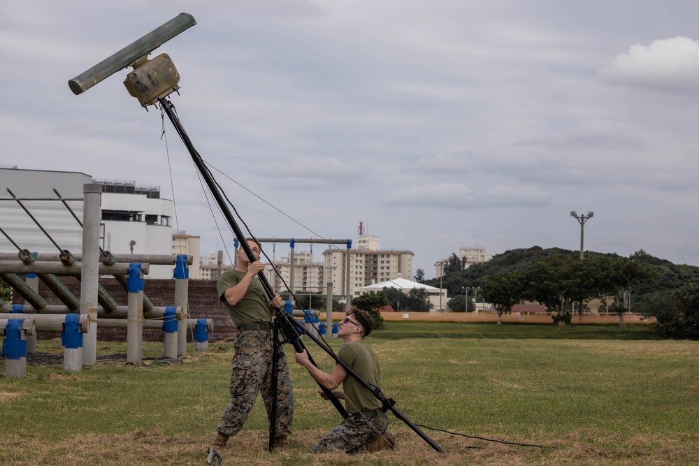 III MIG | 3d Intel. Bn. Set Up Maritime Radar