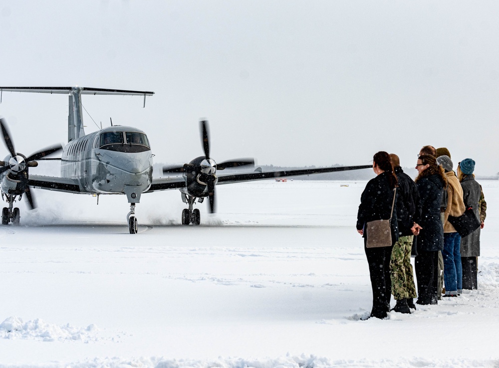 U.S. Forces Japan and 5th Air Force commander visits Misawa