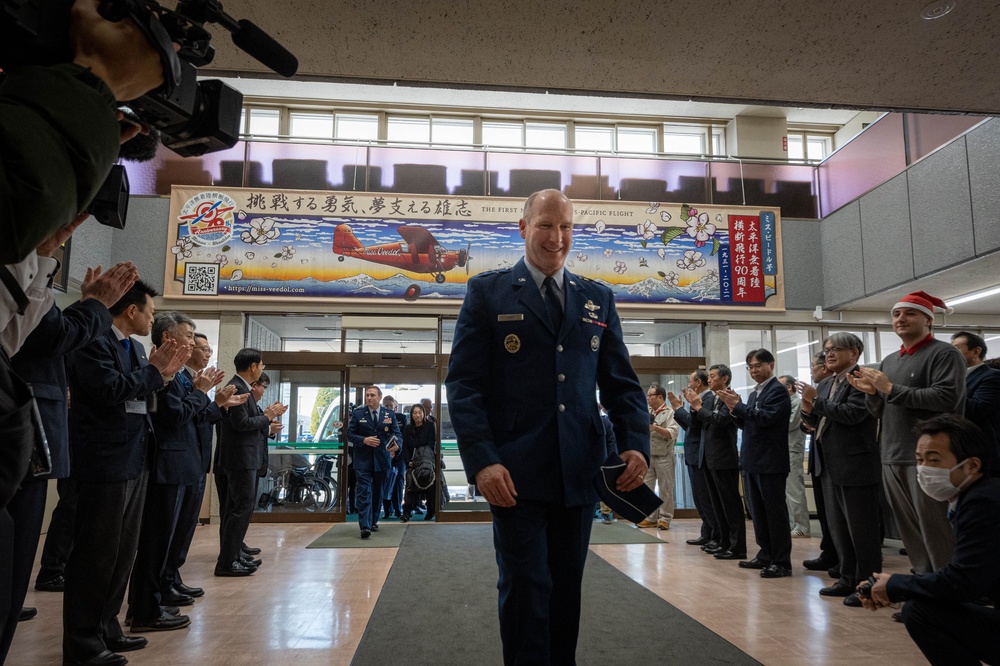 U.S. Forces Japan and 5th Air Force commander visits Misawa