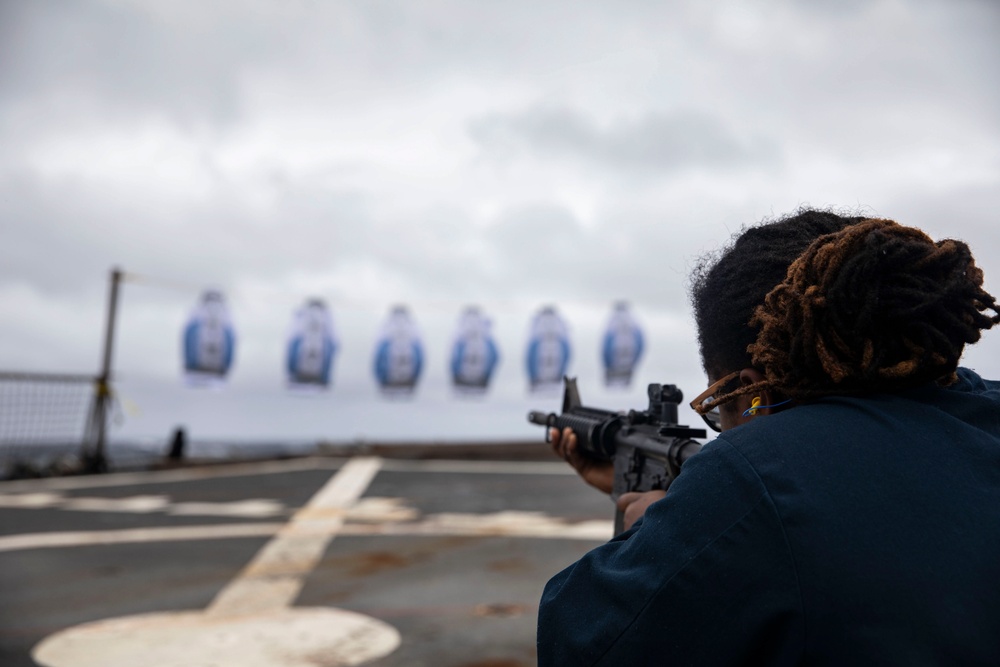 USS Higgins Conducts Small Arms Training