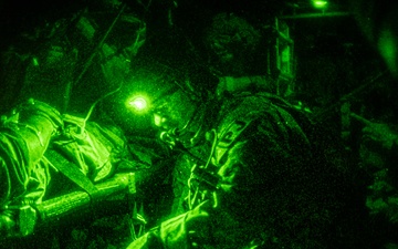 82nd ERQS, VMM-266, and 10 EAEF Collaborate on Personnel Recovery Training