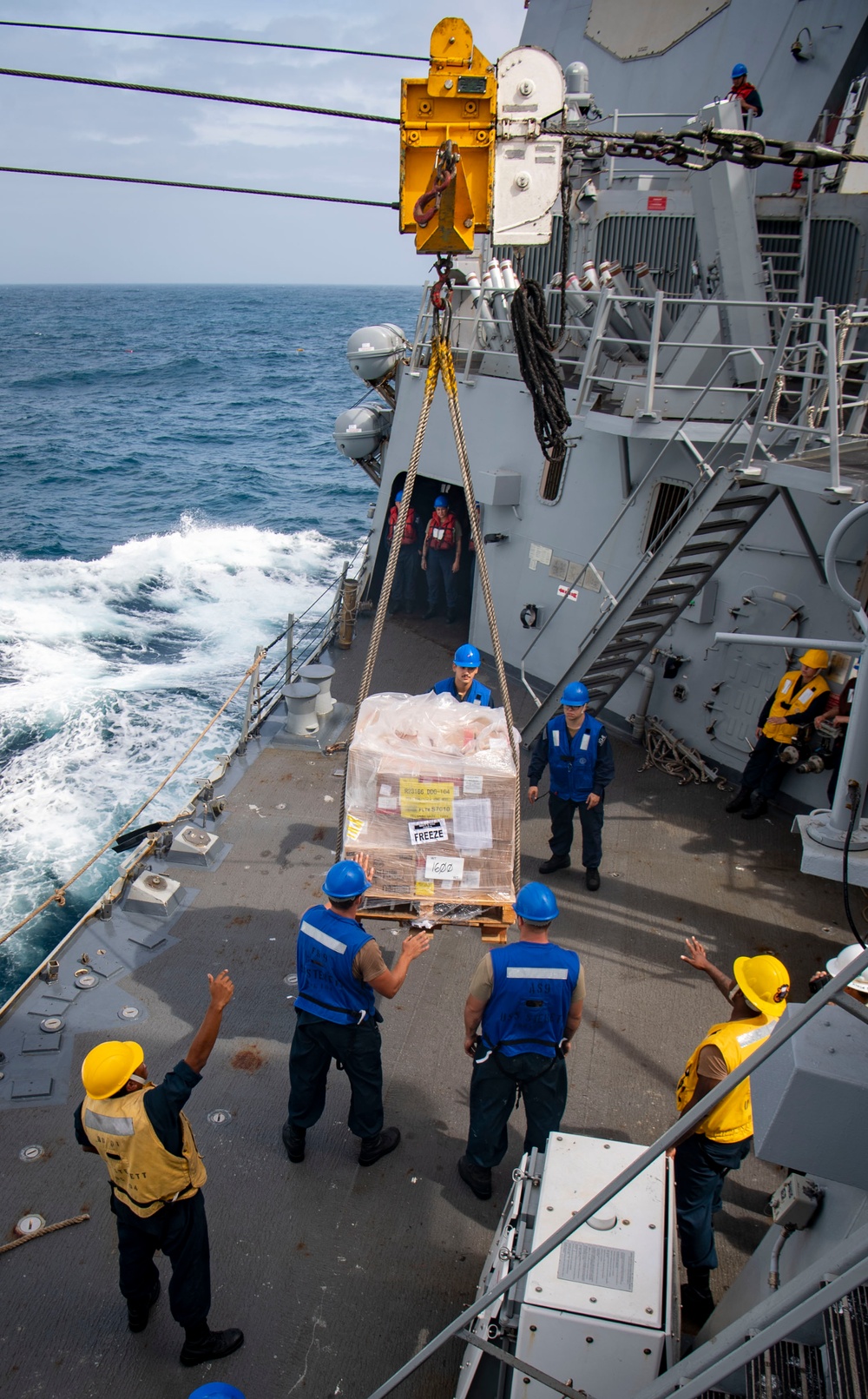 USS Sterett conducts routine operations as part of the Carl Vinson Carrier Strike Group