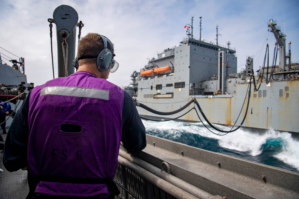 USS Sterett conducts routine operations as part of the Carl Vinson Carrier Strike Group