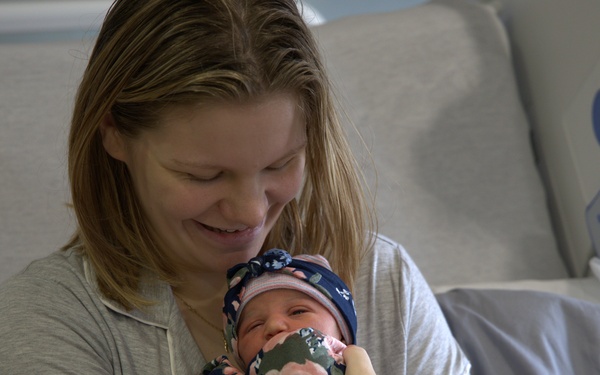 Navy mom gives birth to first baby of 2025 at Walter Reed