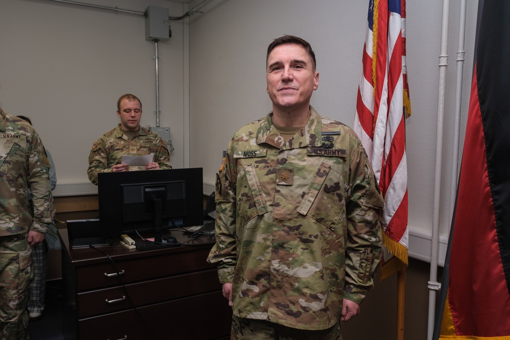 U.S. Army Reserve Public Affairs Officer promotes to Lt. Col.