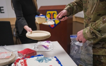 U.S. Army Reserve Public Affairs Officer promotes to Lt. Col.