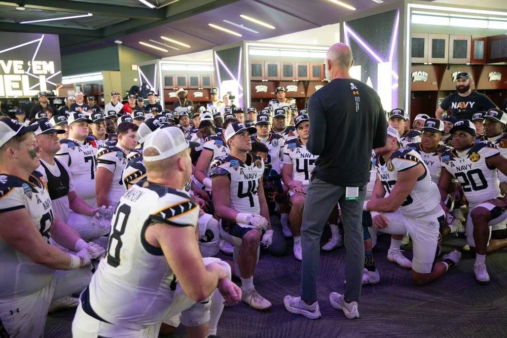 CNO Attends Armed Forces Bowl