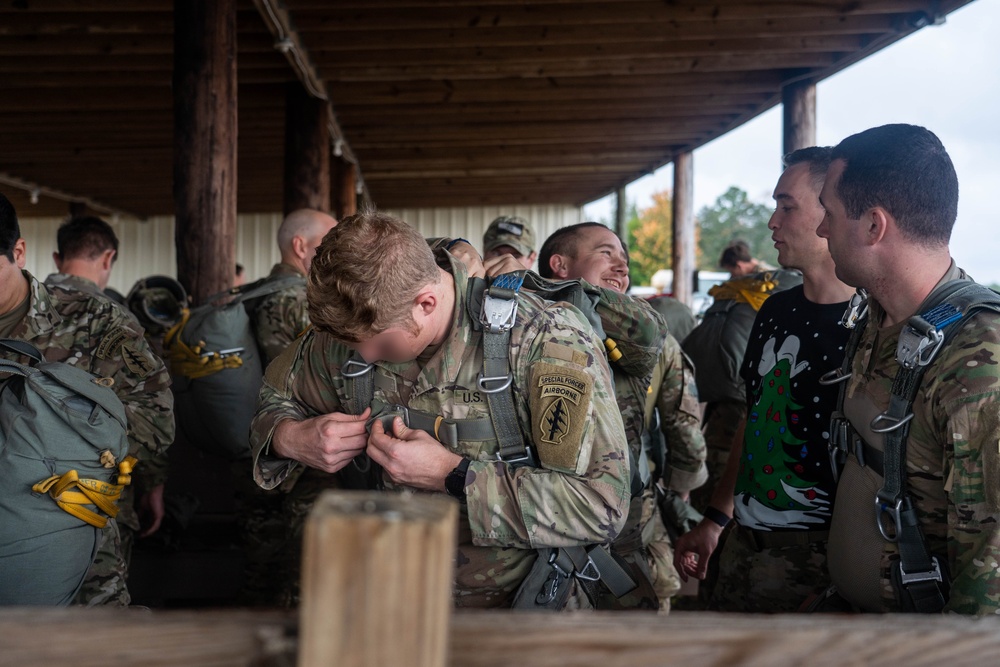 7th Special Forces Group (Airborne) Soldiers participate in Operation Toy Drop 2024