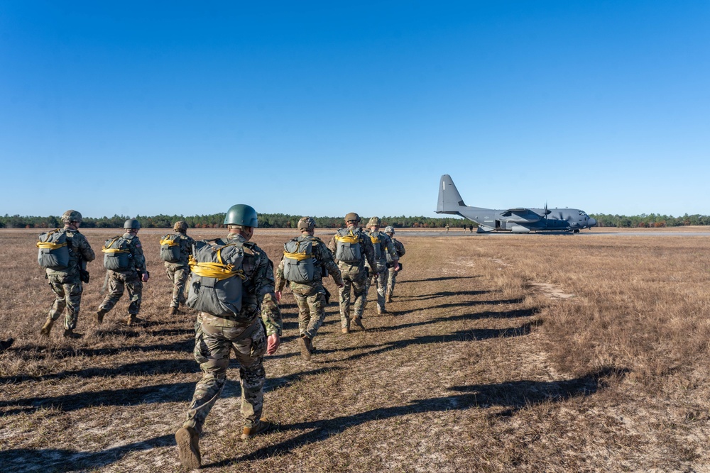 7th Special Forces Group (Airborne) Soldiers participate in Operation Toy Drop 2024