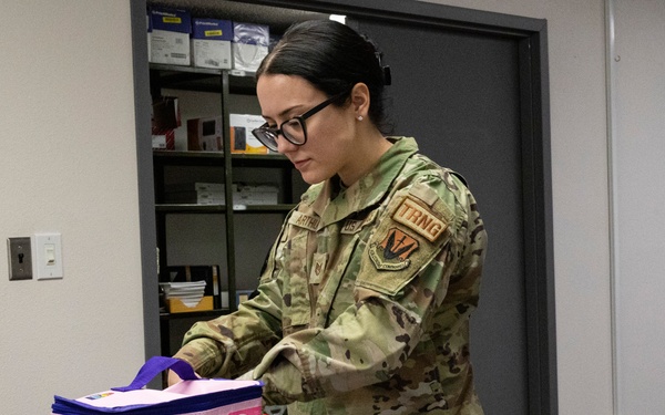 Iowa Troops Make Spirits Bright this Holiday