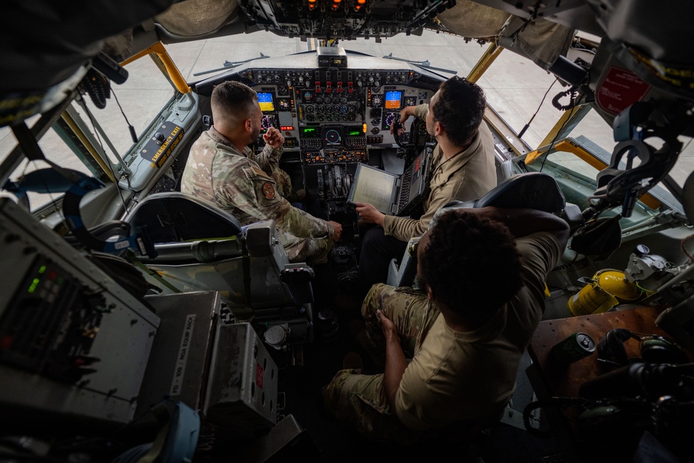 MacDill AFB prepares ahead of cold weather front