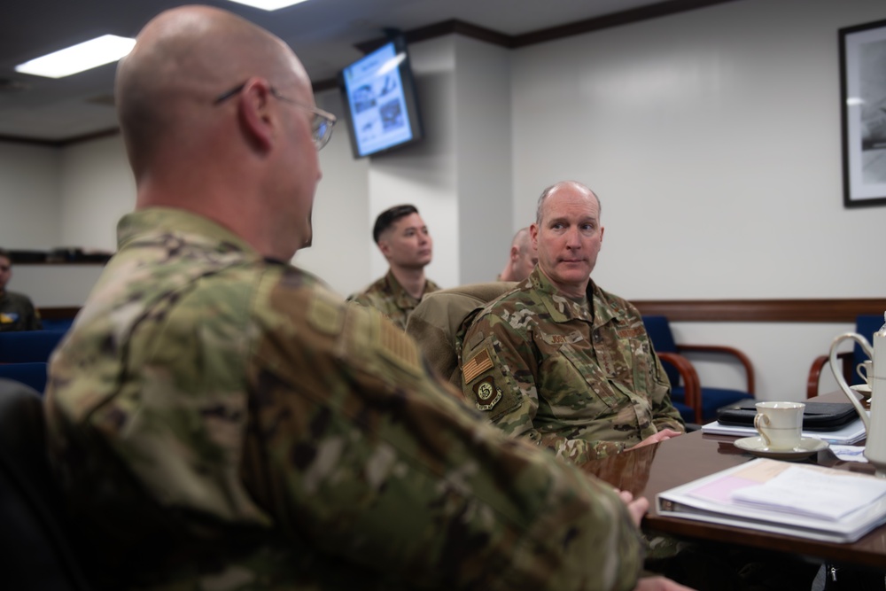 USFJ, 5AF commander receives Yokota immersion tour