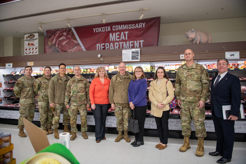 USFJ, 5AF commander receives Yokota immersion tour