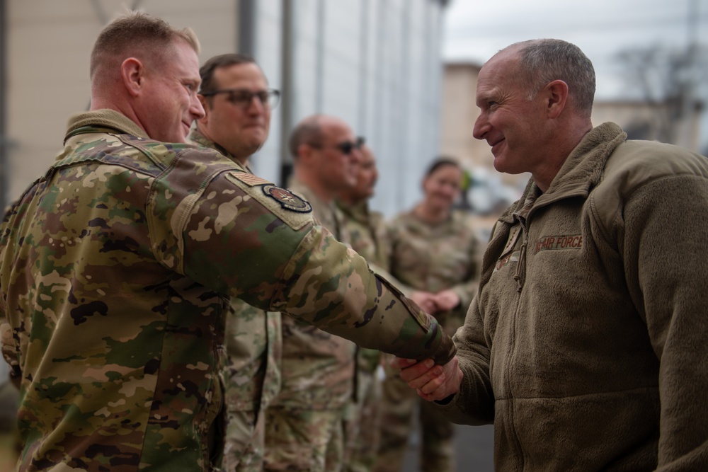 USFJ, 5AF commander receives Yokota immersion tour