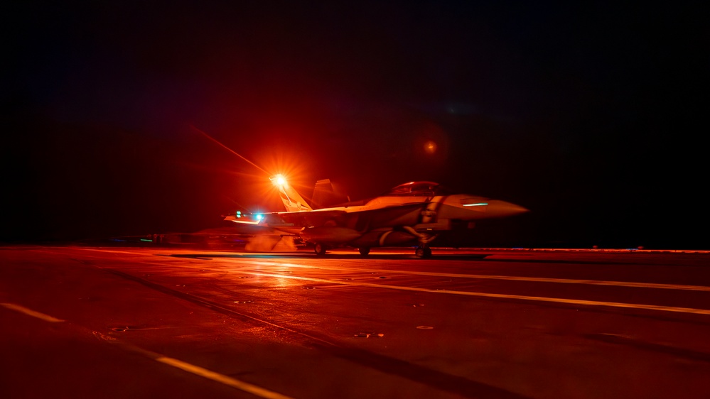 USS Carl Vinson (CVN 70) Conducts Routine Flight Operations in the South China Sea