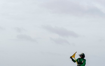 USS Carl Vinson (CVN 70) Conducts Routine Flight Operations in the South China Sea