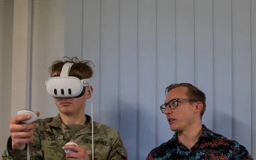 2CR Soldiers use VR for Counter Unmanned Aerial Systems Training