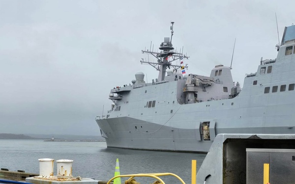 USS Fort Lauderdale Visits Newport