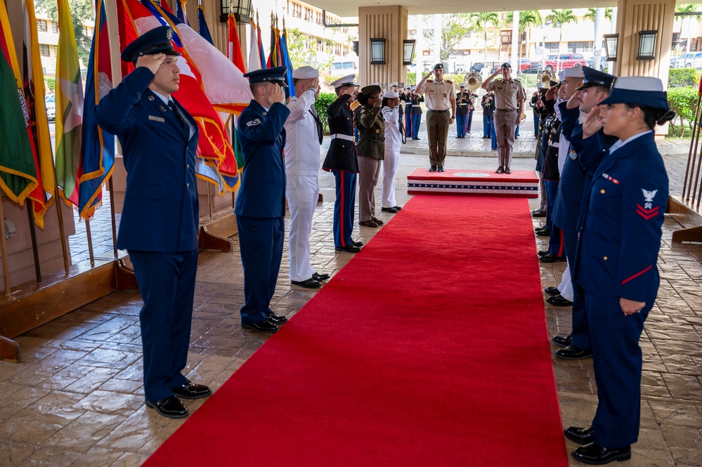 Lithuanian Chief of Defense visits Hawaii