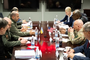 AFN Naples Radio News- Press Conference on Syria and Department of Defense Aid To Ukraine