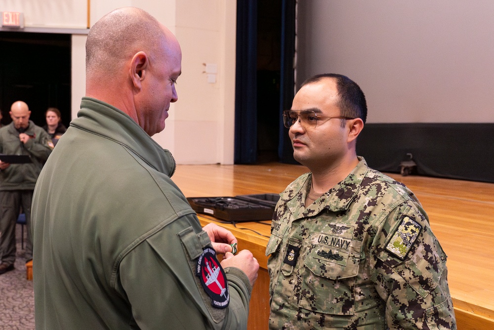 Ordnance Chief Receives Commendation Medal