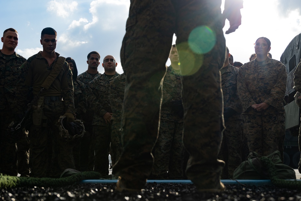 31st MEU | BLT 2/4 completes helicopter rope suspension technique course