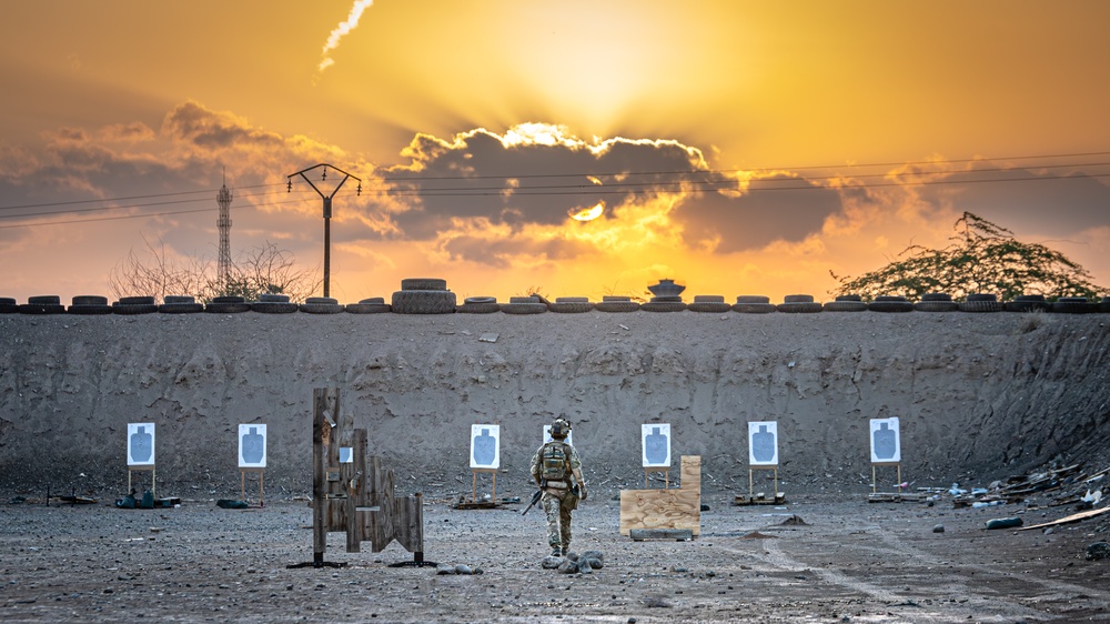 82nd ERQS Conducts Dynamic Firearms Training