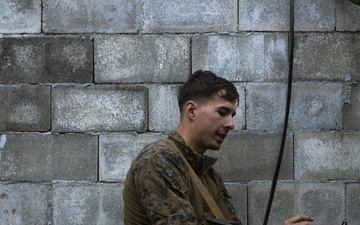 31st MEU | BLT 2/4 conducts urban breaching range