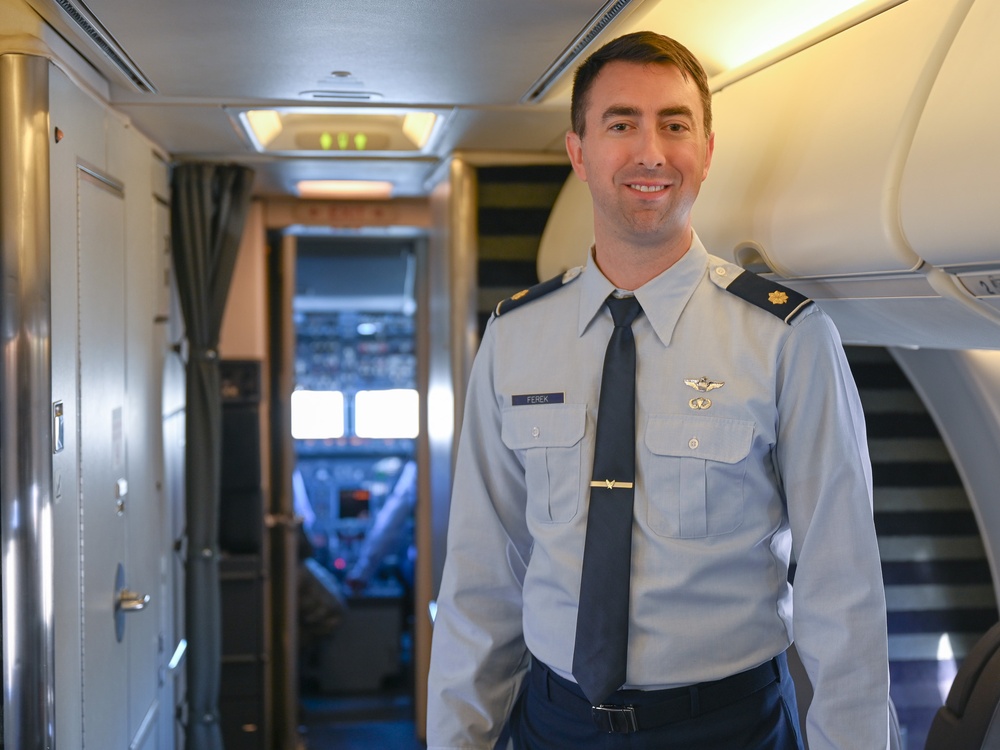 D.C. Air Guard 201st Airlift Squadron supports State Funeral 39