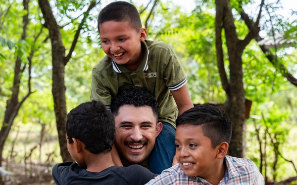 JTF-Bravo provides medical care to more than 1000 near Choluteca, Honduras