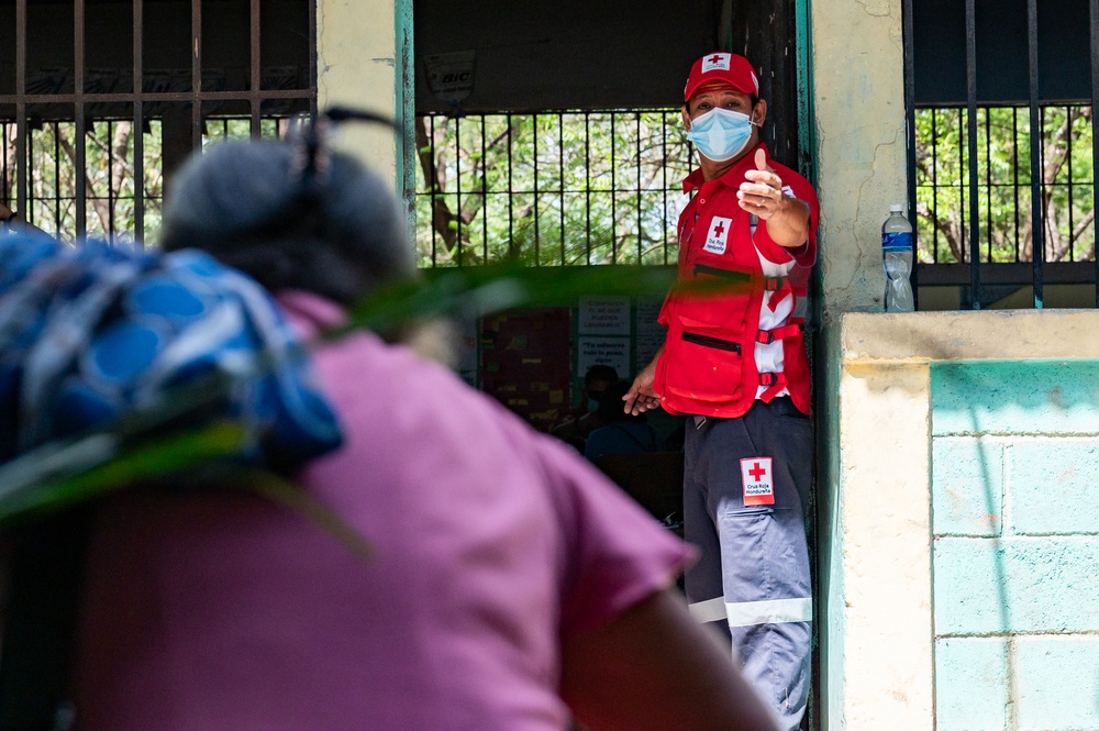 JTF-Bravo provides medical care to more than 1000 near Choluteca, Honduras