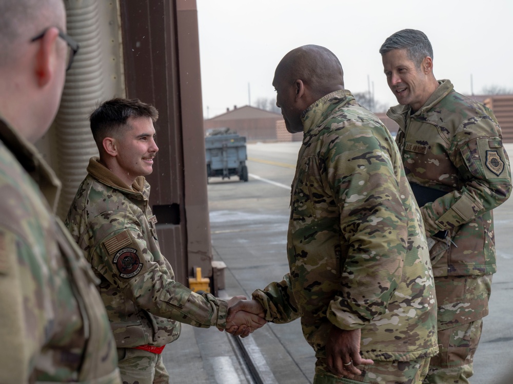 USFK commander visits 51st FW