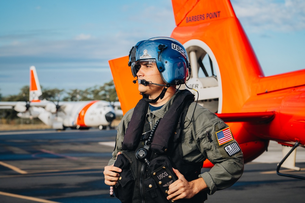 Coast Guard Air Station Barbers Point Conducts Training Flight