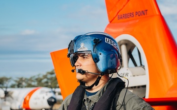 Coast Guard Air Station Barbers Point Conducts Training Flight