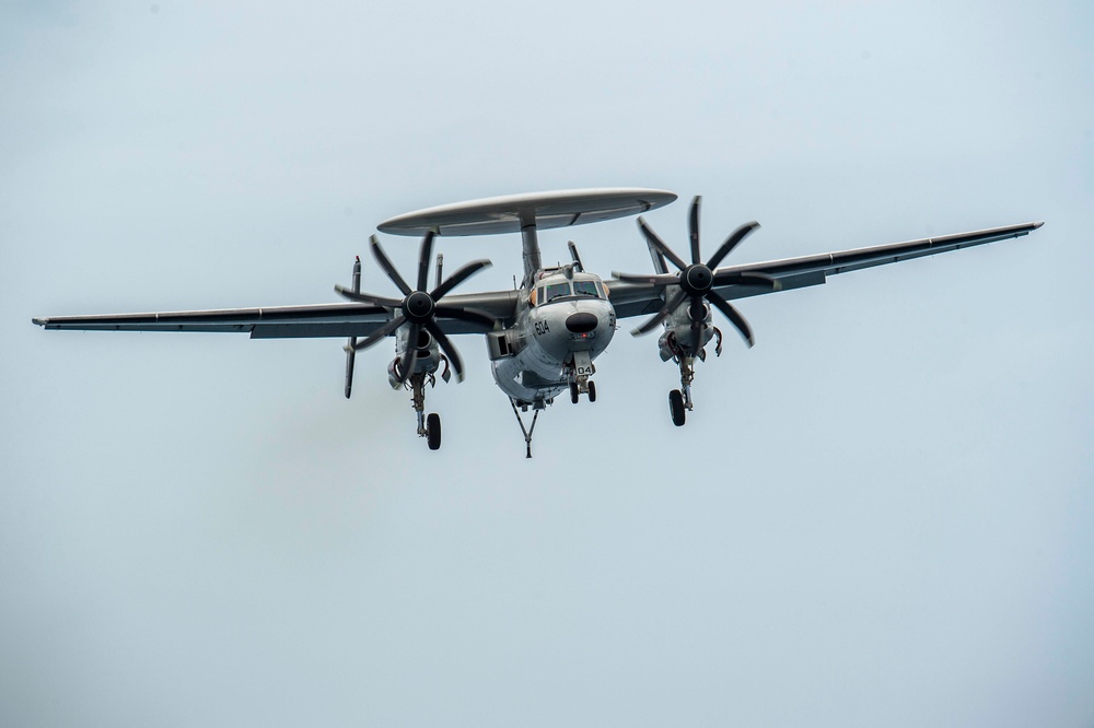 USS Carl Vinson (CVN 70) Conducts Routine Flight Operations in the South China Sea