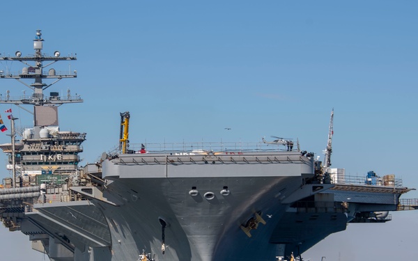 Ike Conducts a Pier Shift From Naval Station Norfolk to Norfolk Naval Shipyard