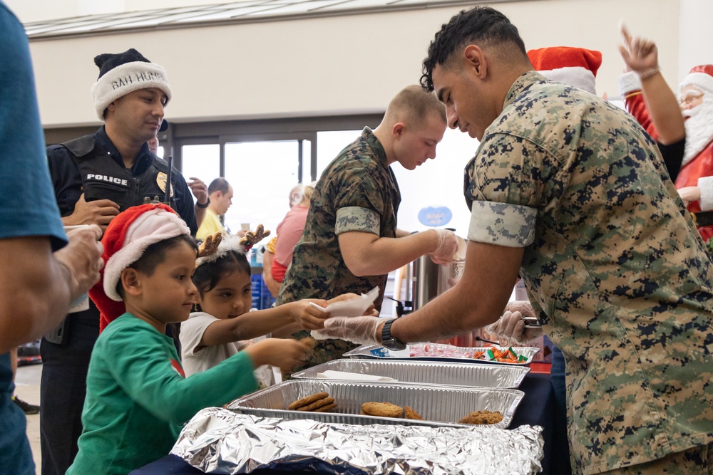 Getting Into The Holiday Spirit!: PMO Hosts Santa Parade Across MCBH