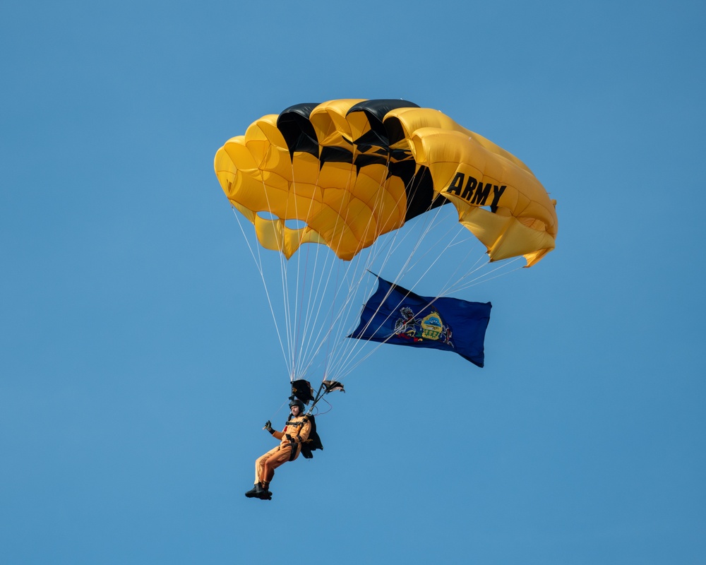 Army Golden Knights Prepare for Air Show Season from Winter Home at Homestead Air Reserve Base