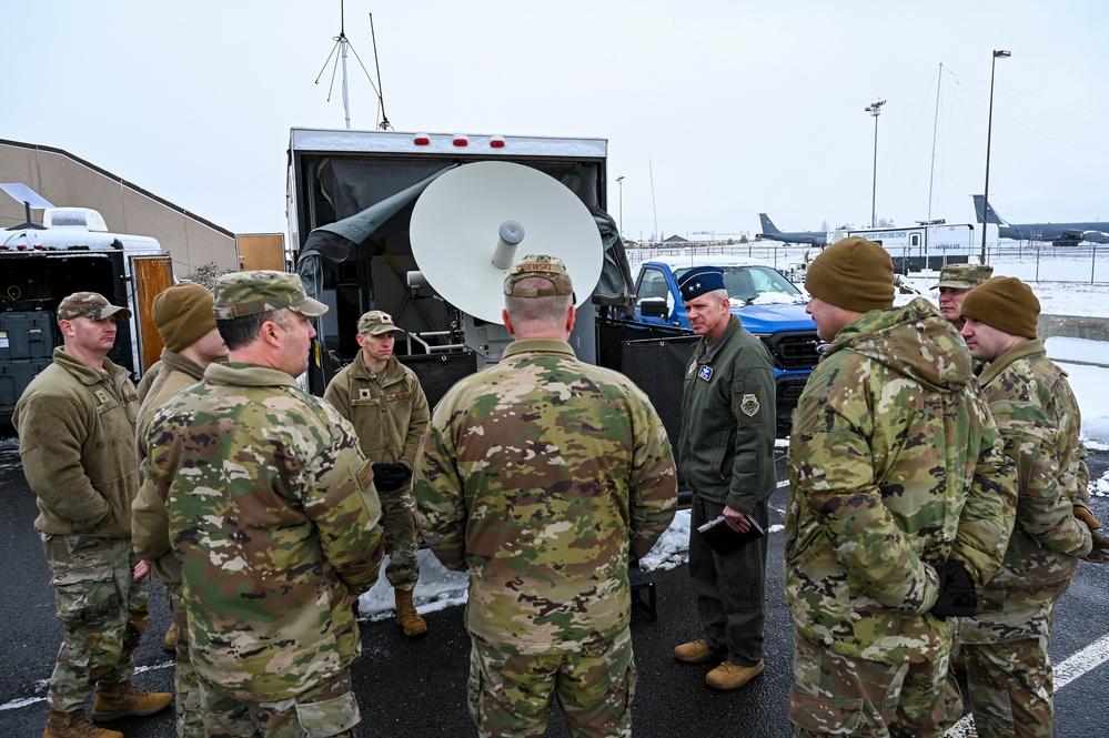 Fairchild AFB hosts 18th AF leadership during immersion visit