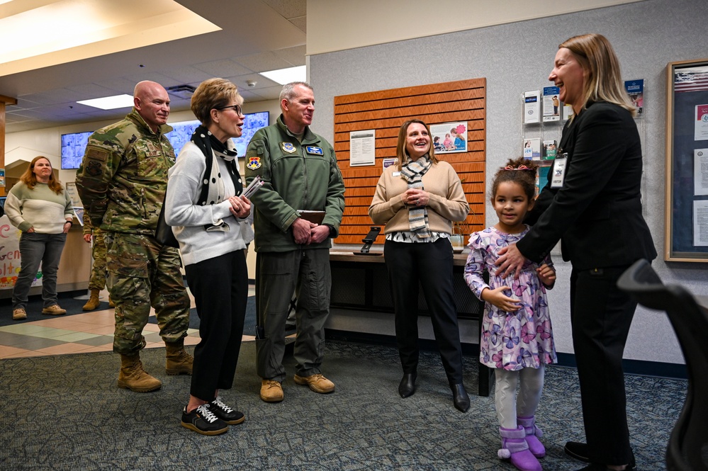 Fairchild AFB hosts 18th AF leadership during immersion visit